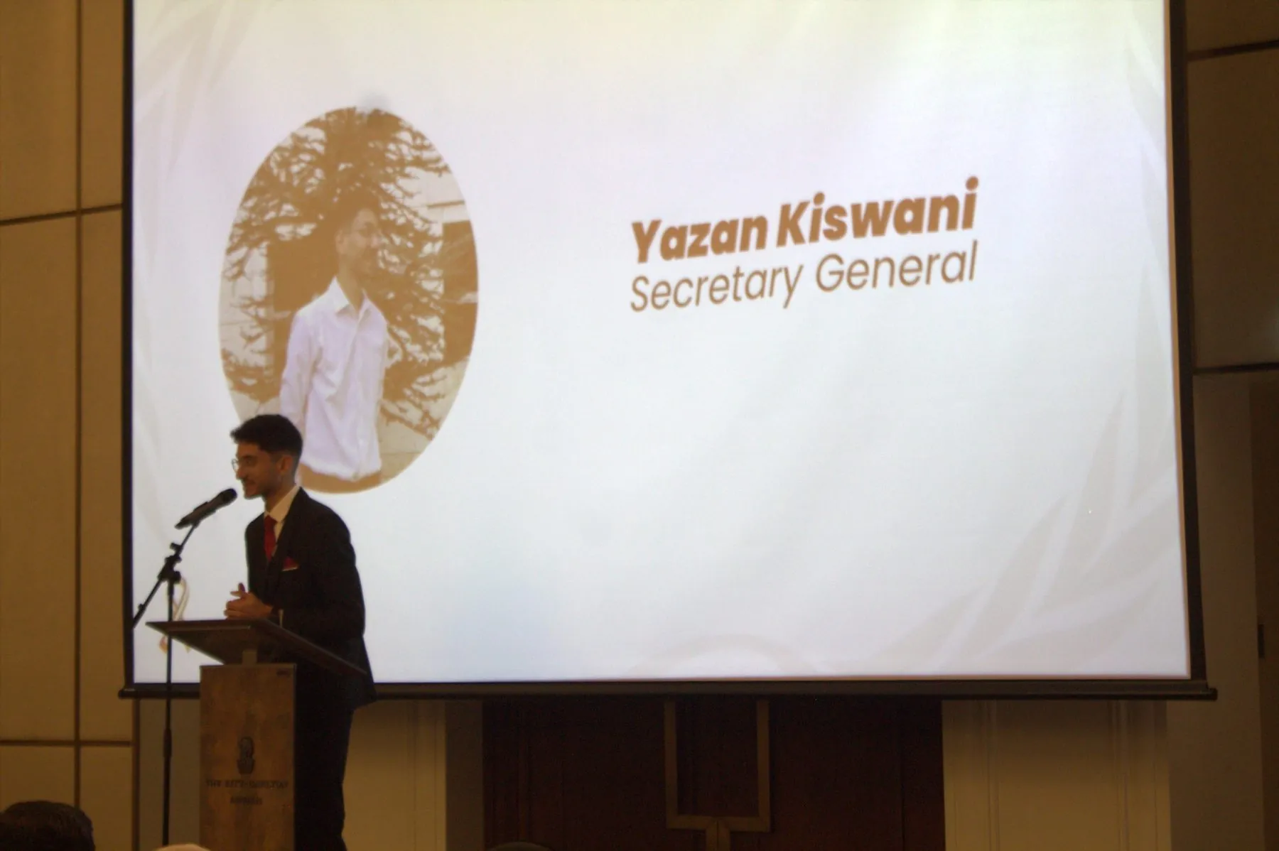 HTUMUN delegates in discussion