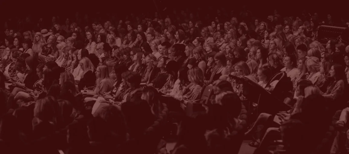 Crowd of HTUMUN delegates in the conference hall